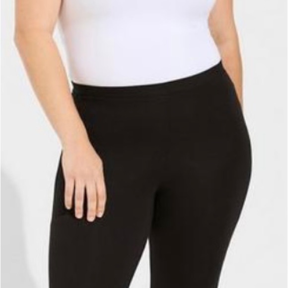 Crop Comfort Waist Torrid Leggings - Picture 2 of 4